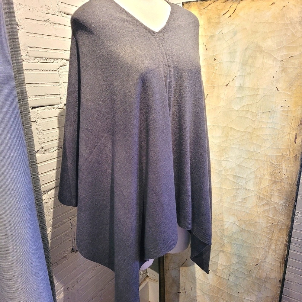 Gray Poncho Sweater OS